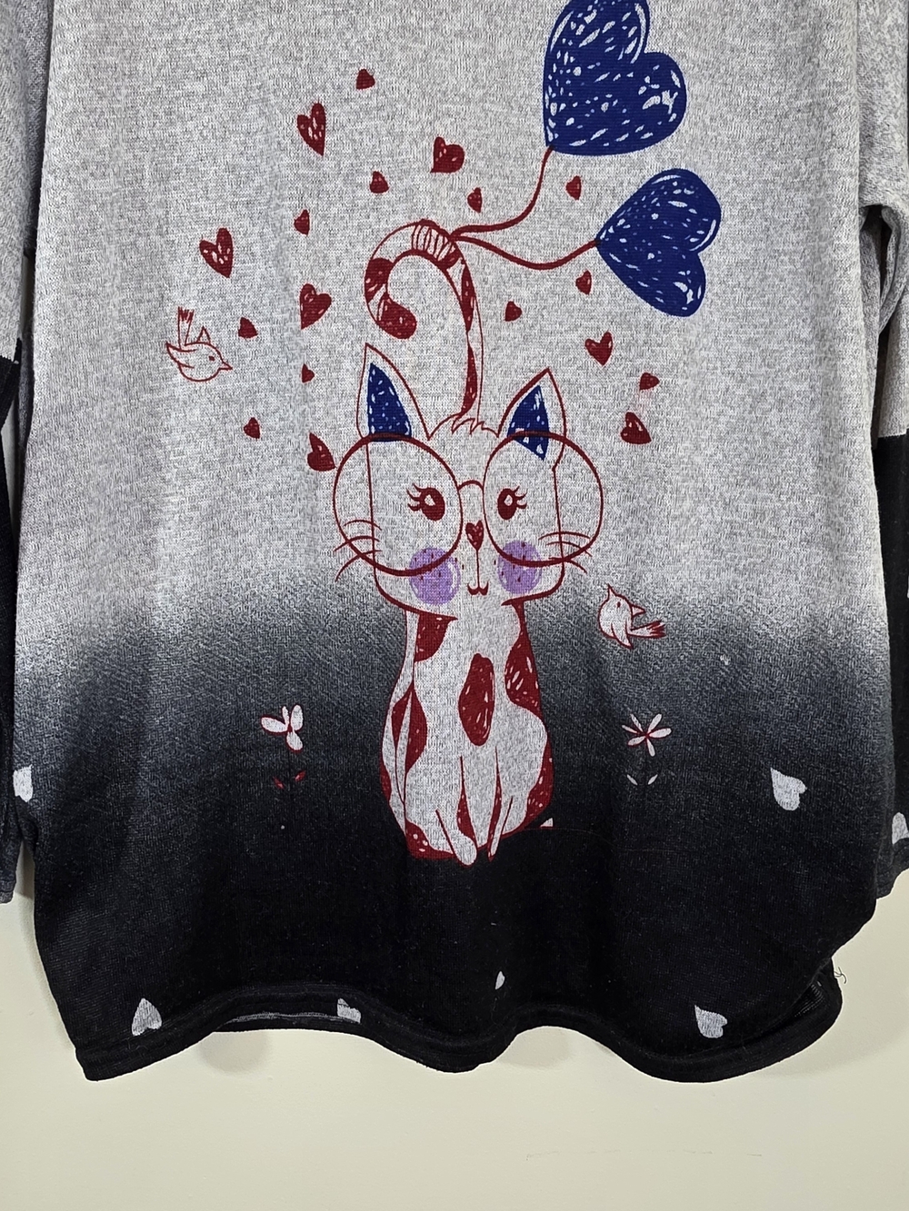 Kokirika Gray Ombre Cat Rhinstone Graphic Pullover With Scrunch Sides Size Large - Picture 10 of 15